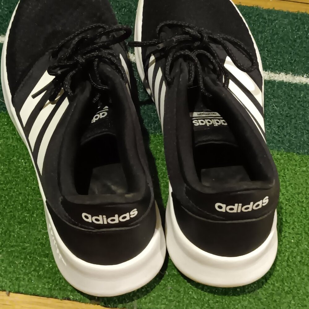 Adidas Errand Runners